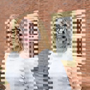 Natalie Littlehales passes CIOB exams with a Distinction thumbnail